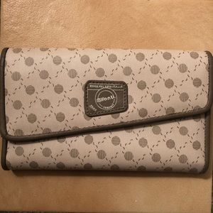 Women’s Vintage GVanti Wallet